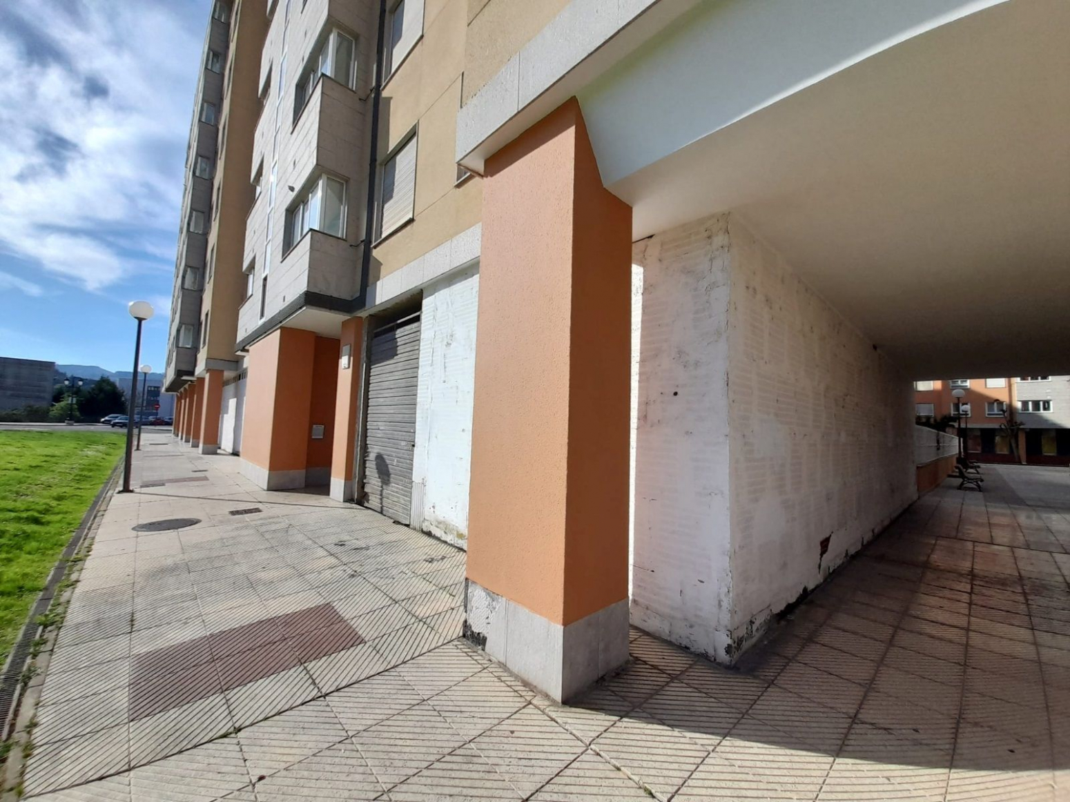 Locales-Venta-Oviedo-1045540-Foto-15