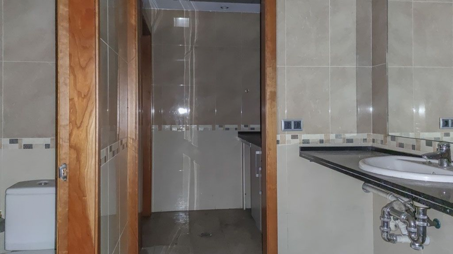 Locales-Venta-Oviedo-1045544-Foto-17