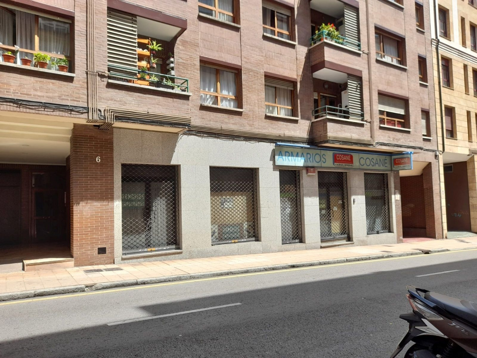 Locales-Venta-Oviedo-1046371-Foto-2