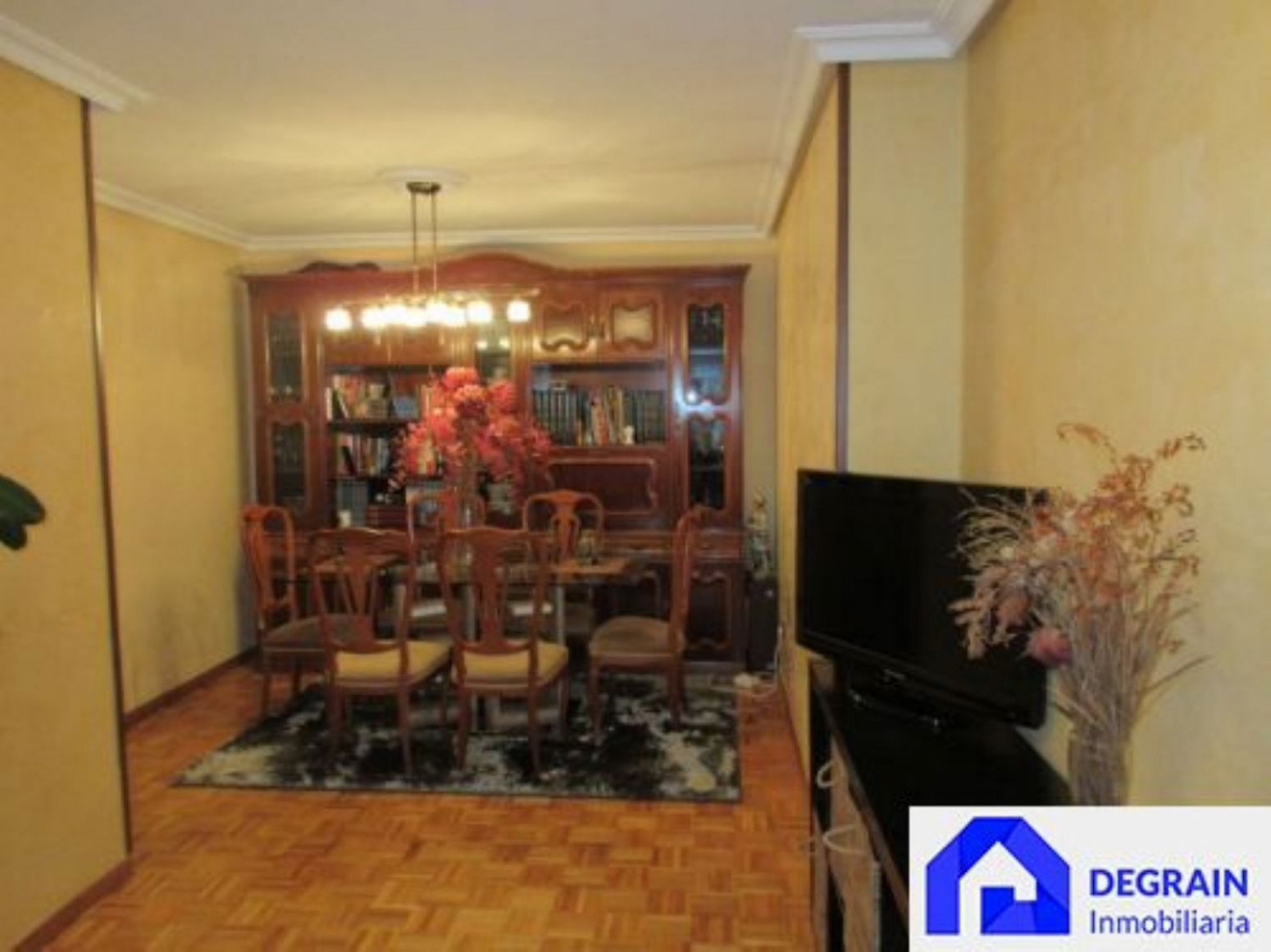 Pisos-Venta-Oviedo-1051417-Foto-2