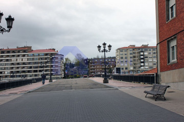 Locales-Alquiler-Oviedo-1051426-Foto-13-Carrousel