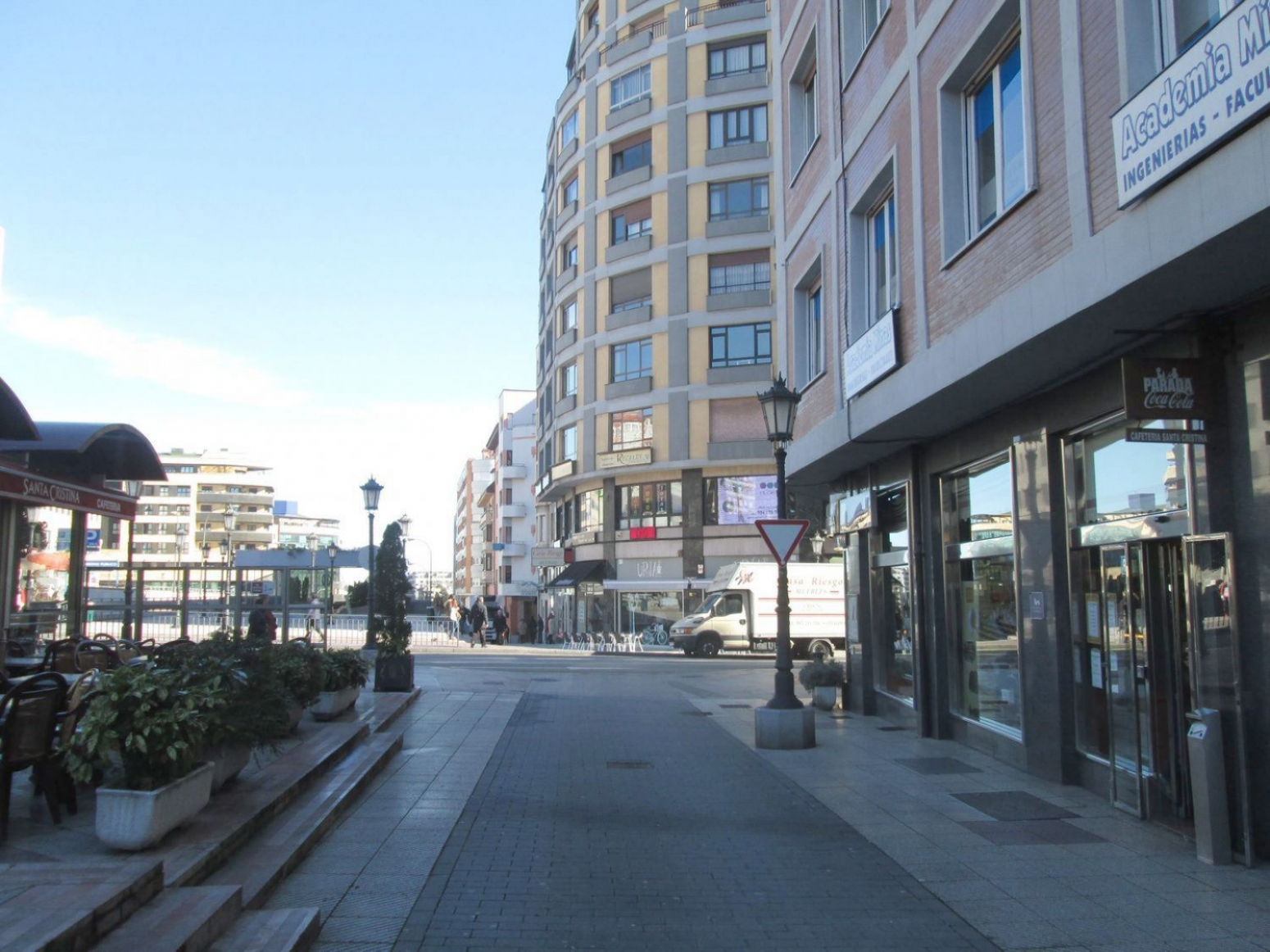 Locales-Venta-Oviedo-1051427-Foto-11