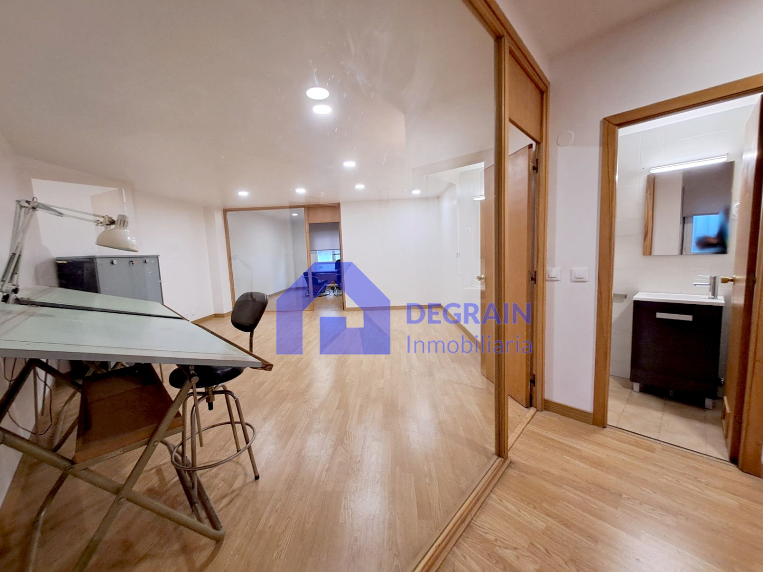 Oficinas-Venta-Oviedo-1051535-Foto-23