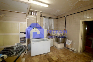 Locales-Venta-Oviedo-1051561-Foto-6-Carrousel