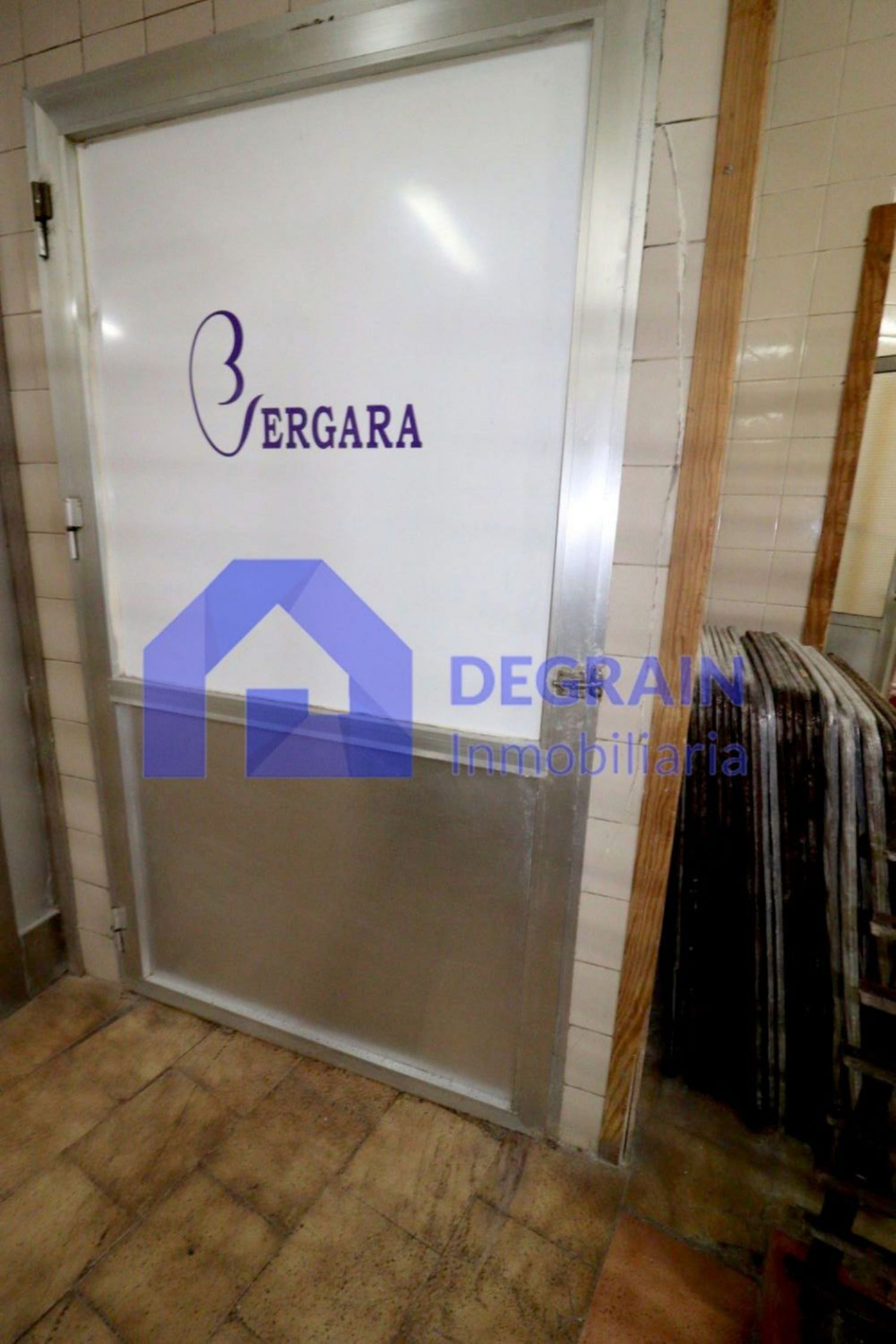 Locales-Venta-Oviedo-1051561-Foto-23