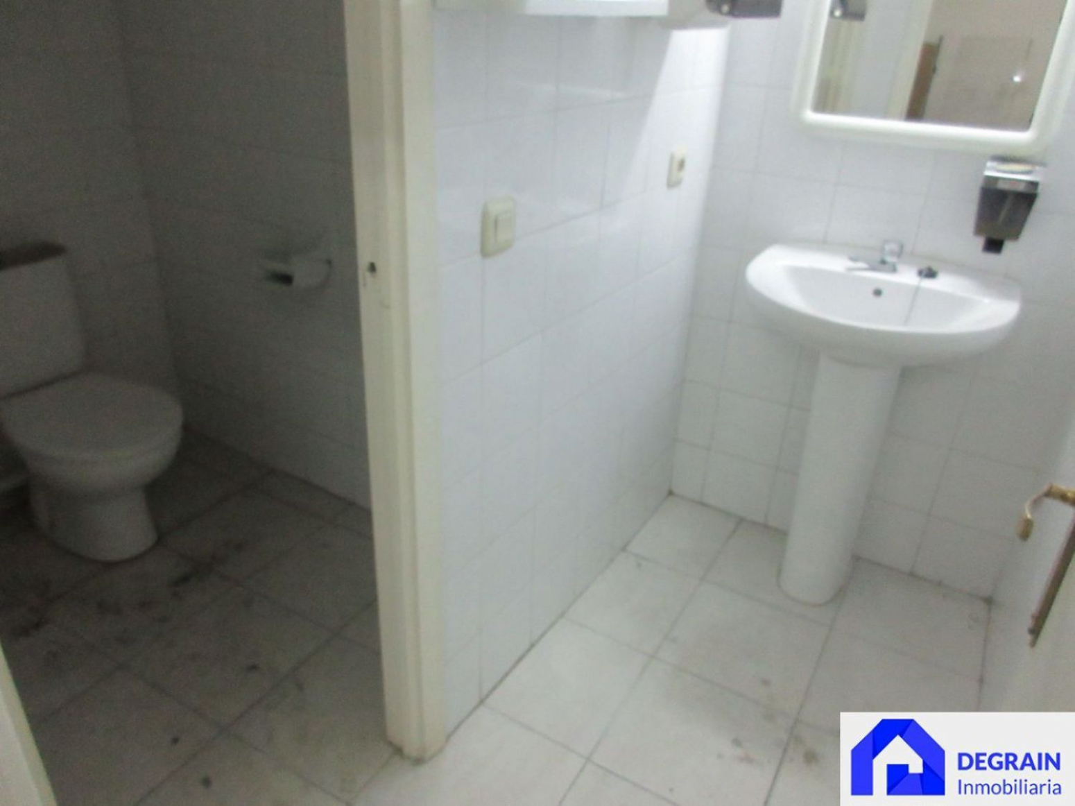 Locales-Venta-Siero-1051569-Foto-13