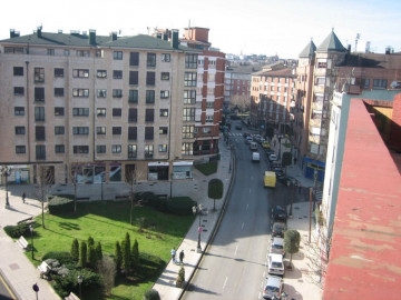 Locales-Alquiler-Oviedo-1051575-Foto-3-Carrousel