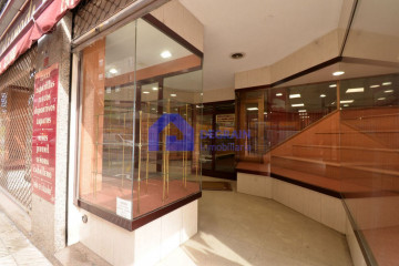 Locales-Venta-Oviedo-1051595-Foto-15-Carrousel