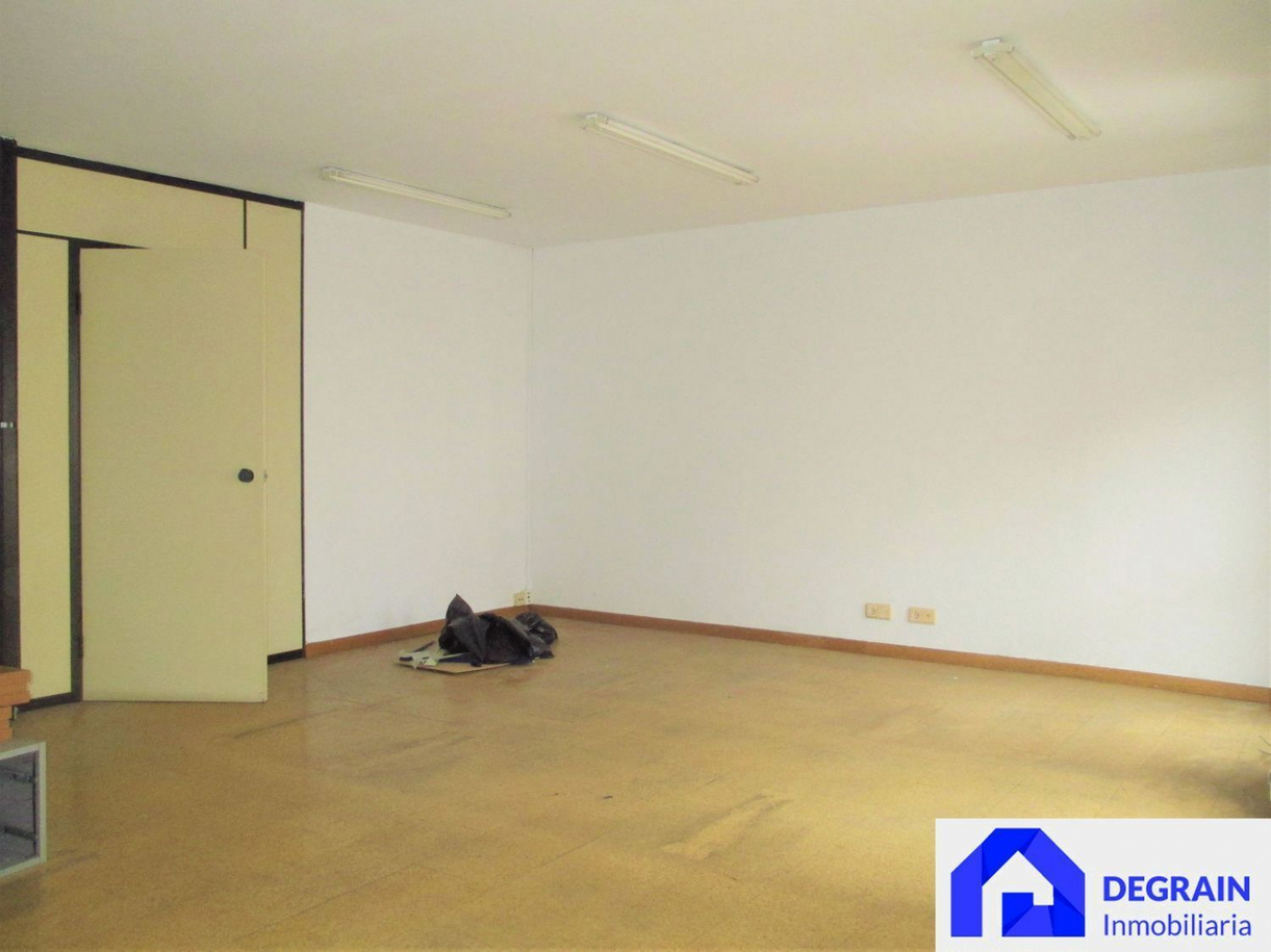 Locales-Venta-Oviedo-1051596-Foto-11