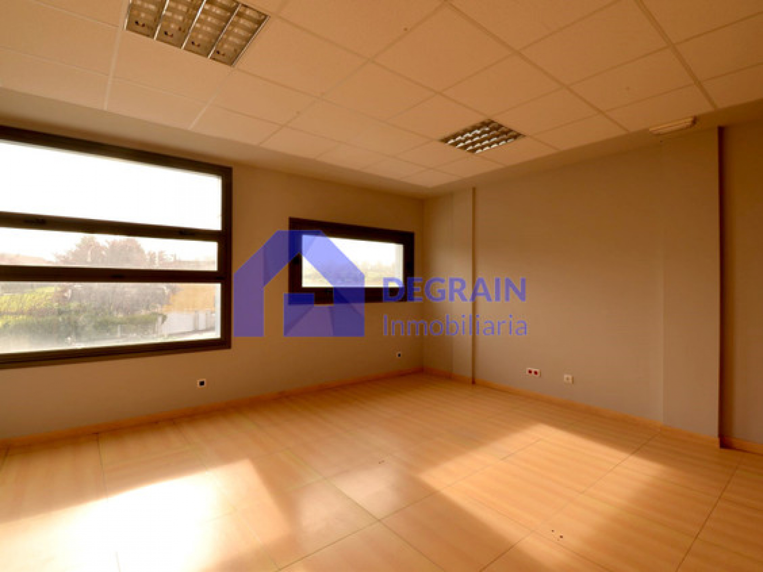 Oficinas-Alquiler-Llanera-1077840-Foto-1