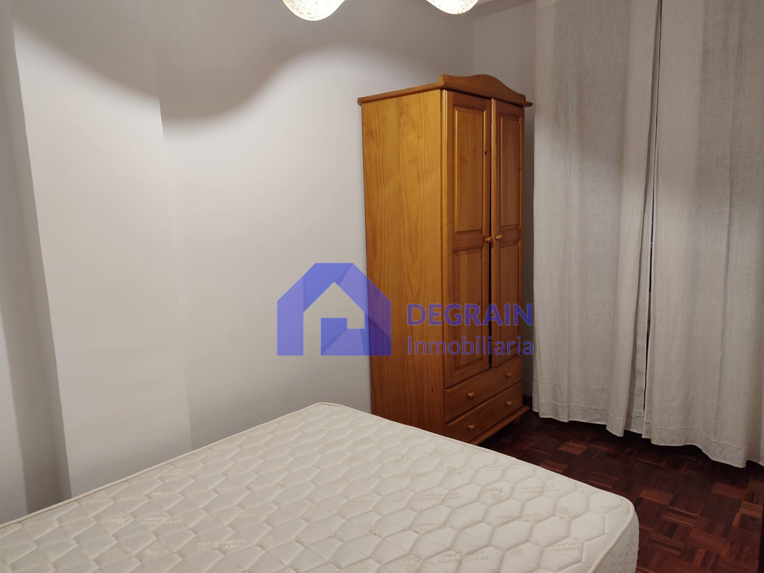 Pisos-Alquiler-Oviedo-1398639-Foto-16