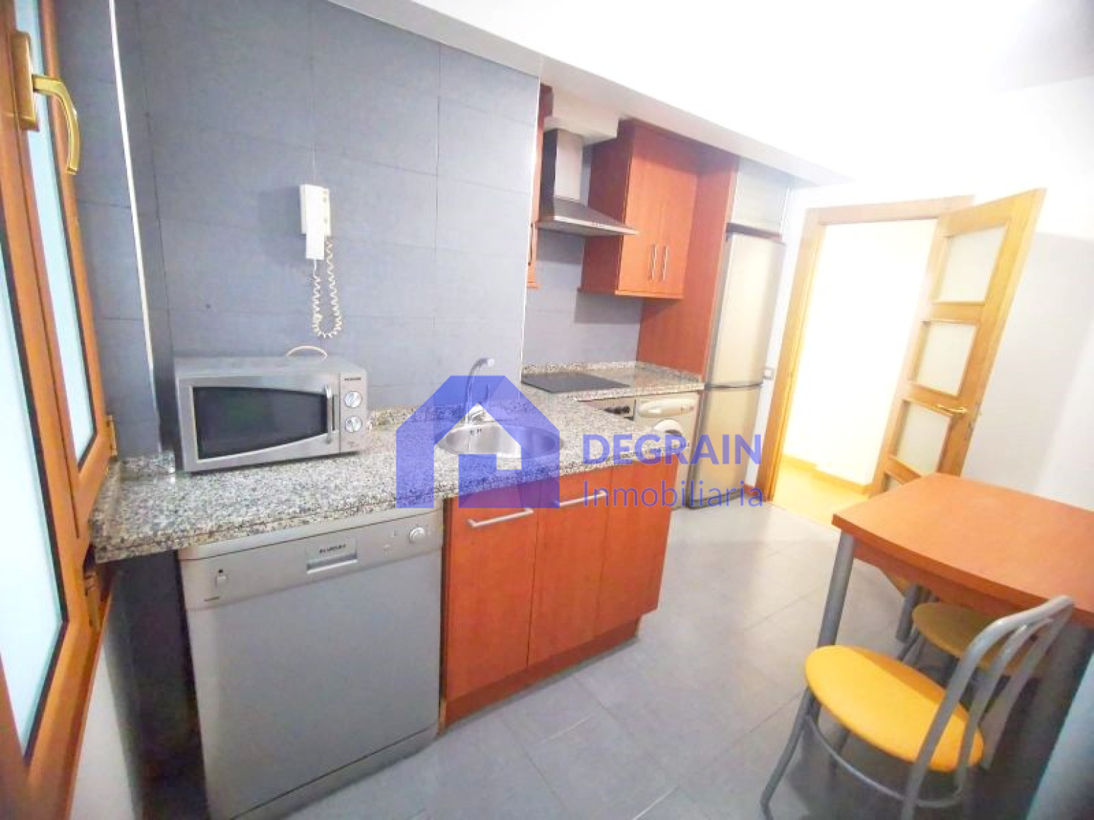 Pisos-Venta-Oviedo-1426925-Foto-2