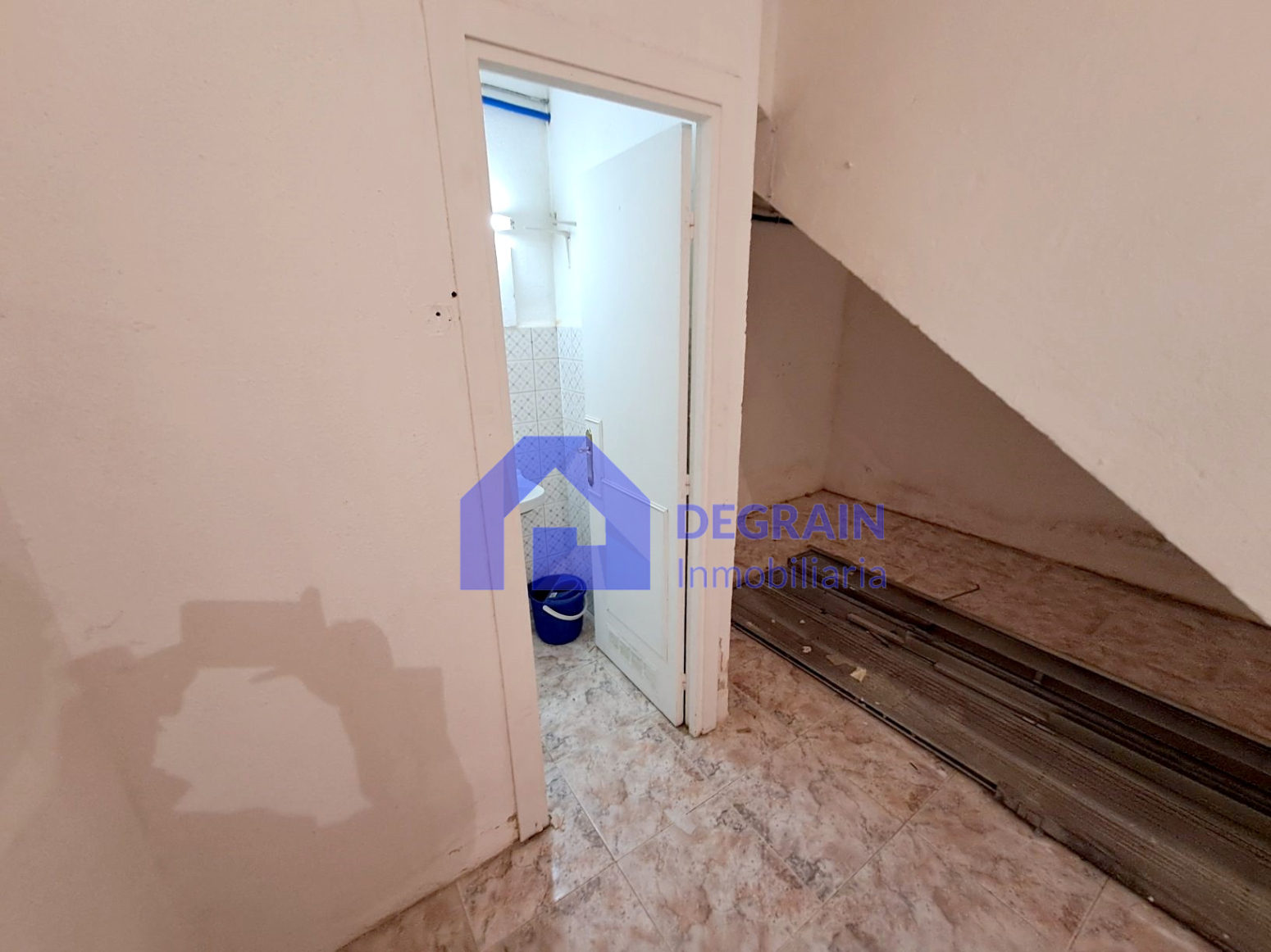 Locales-Venta-Oviedo-1459877-Foto-11