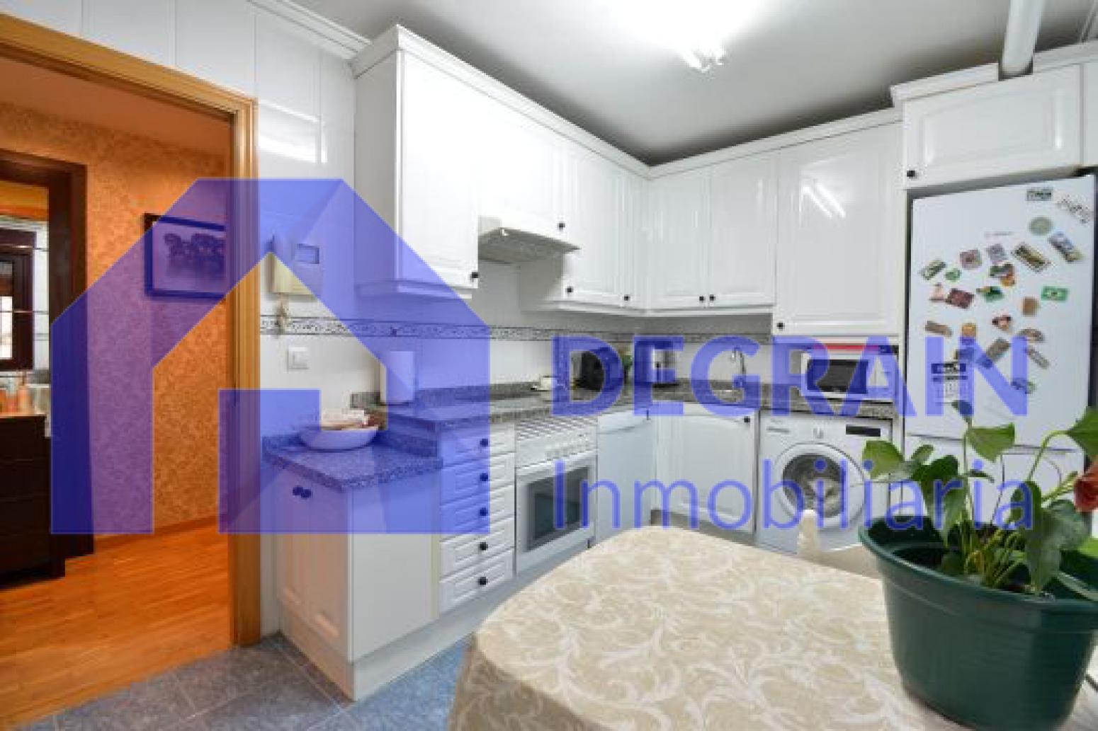 Pisos-Venta-Oviedo-1635631-Foto-2