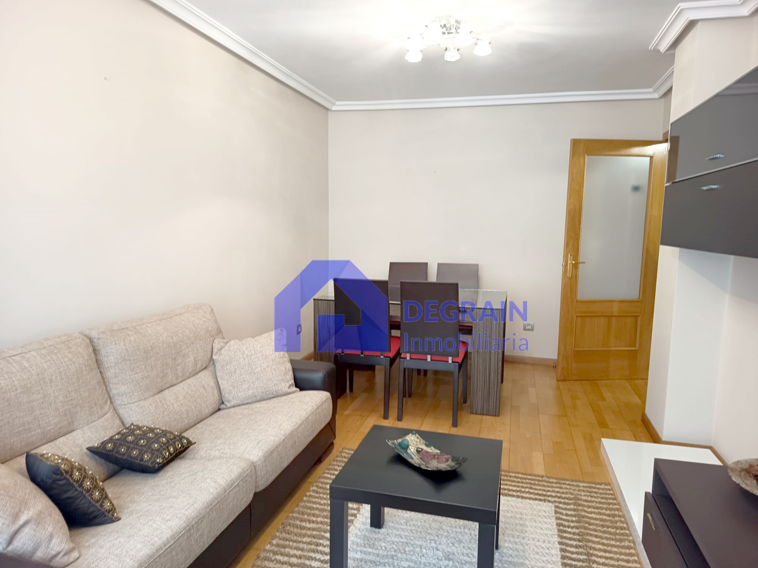 Pisos-Alquiler-Oviedo-1726338-Foto-2