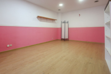 Locales-Venta-Oviedo-1396587-Foto-2-Carrousel