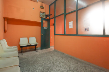 Locales-Venta-Oviedo-1475899-Foto-4-Carrousel