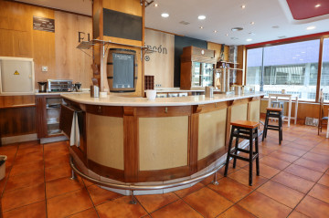 Locales-Venta-Oviedo-1586449-Foto-4-Carrousel