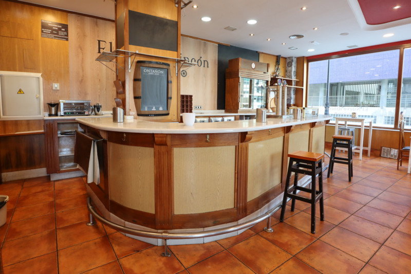 Locales-Venta-Oviedo-1586449-Foto-5