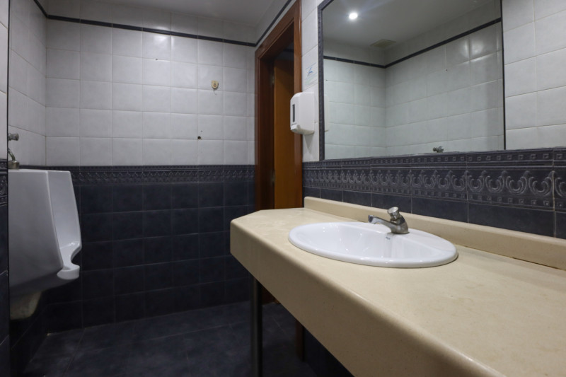 Locales-Venta-Oviedo-1586449-Foto-17