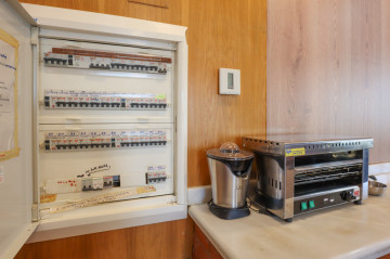 Locales-Venta-Oviedo-1586449-Foto-12-Carrousel