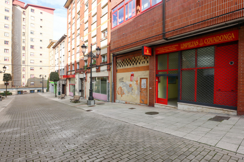 Locales-Venta-Oviedo-1639042-Foto-20