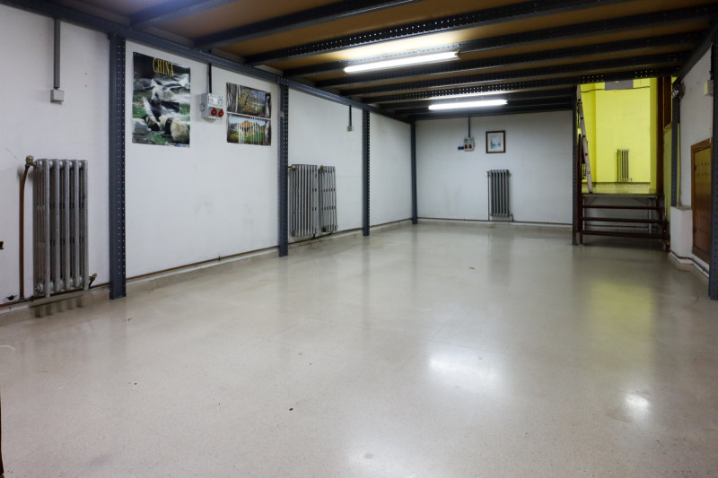 Locales-Venta-Oviedo-1639042-Foto-7