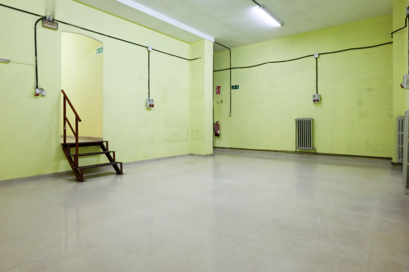 Locales-Venta-Oviedo-1639042-Foto-14
