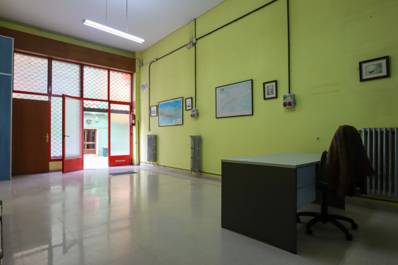 Locales-Venta-Oviedo-1639042-Foto-6