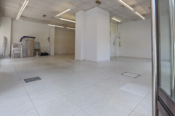 Locales-Venta-Oviedo-1702169-Foto-9-Carrousel