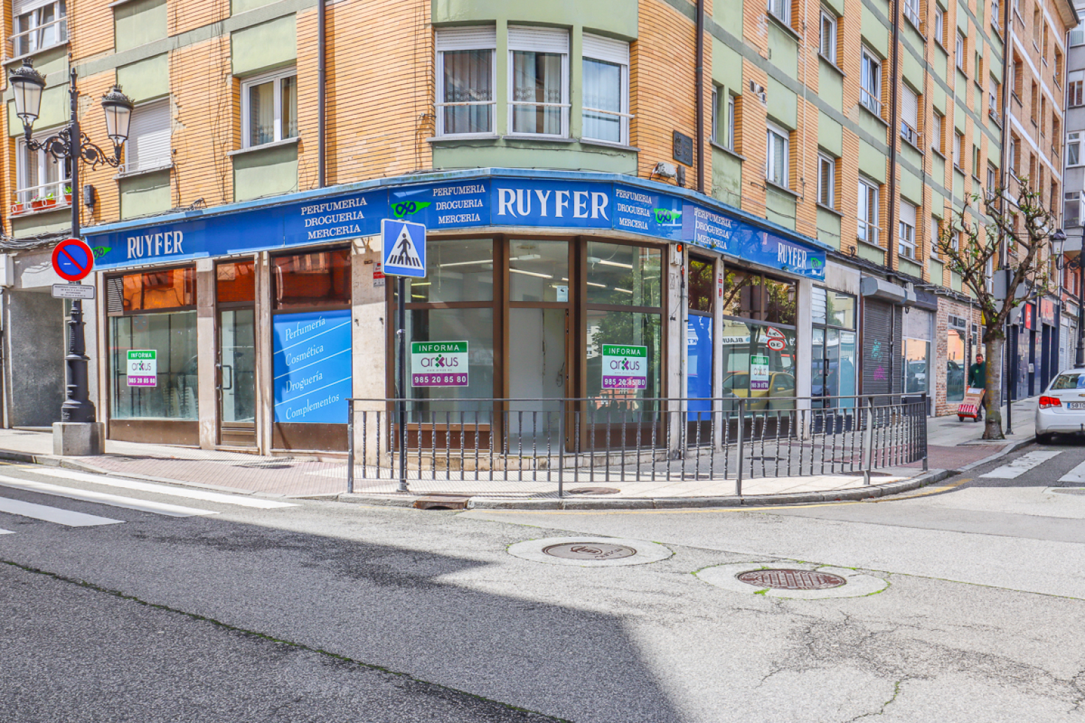 Locales-Venta-Oviedo-1702169-Foto-1