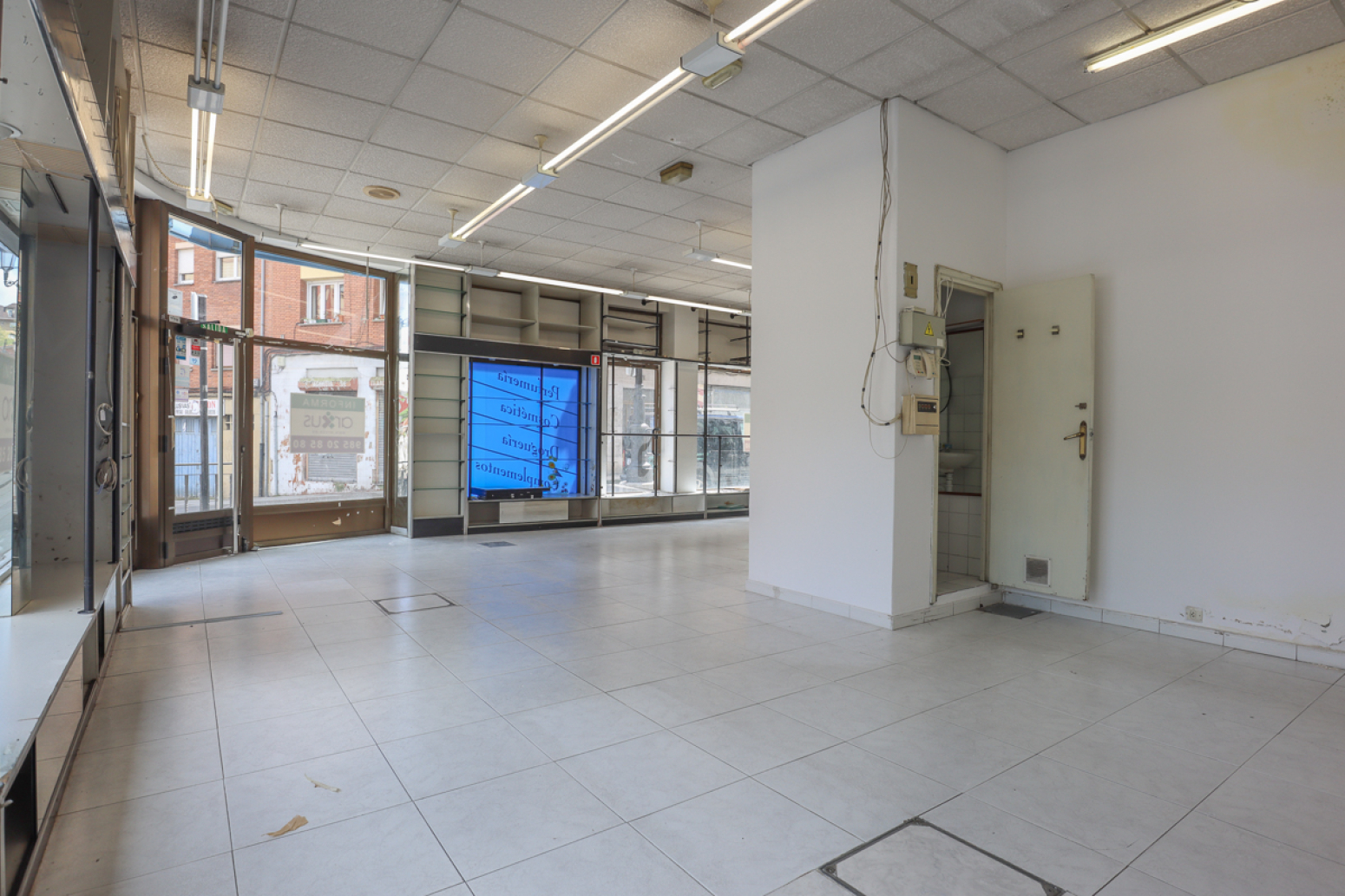 Locales-Venta-Oviedo-1702169-Foto-6