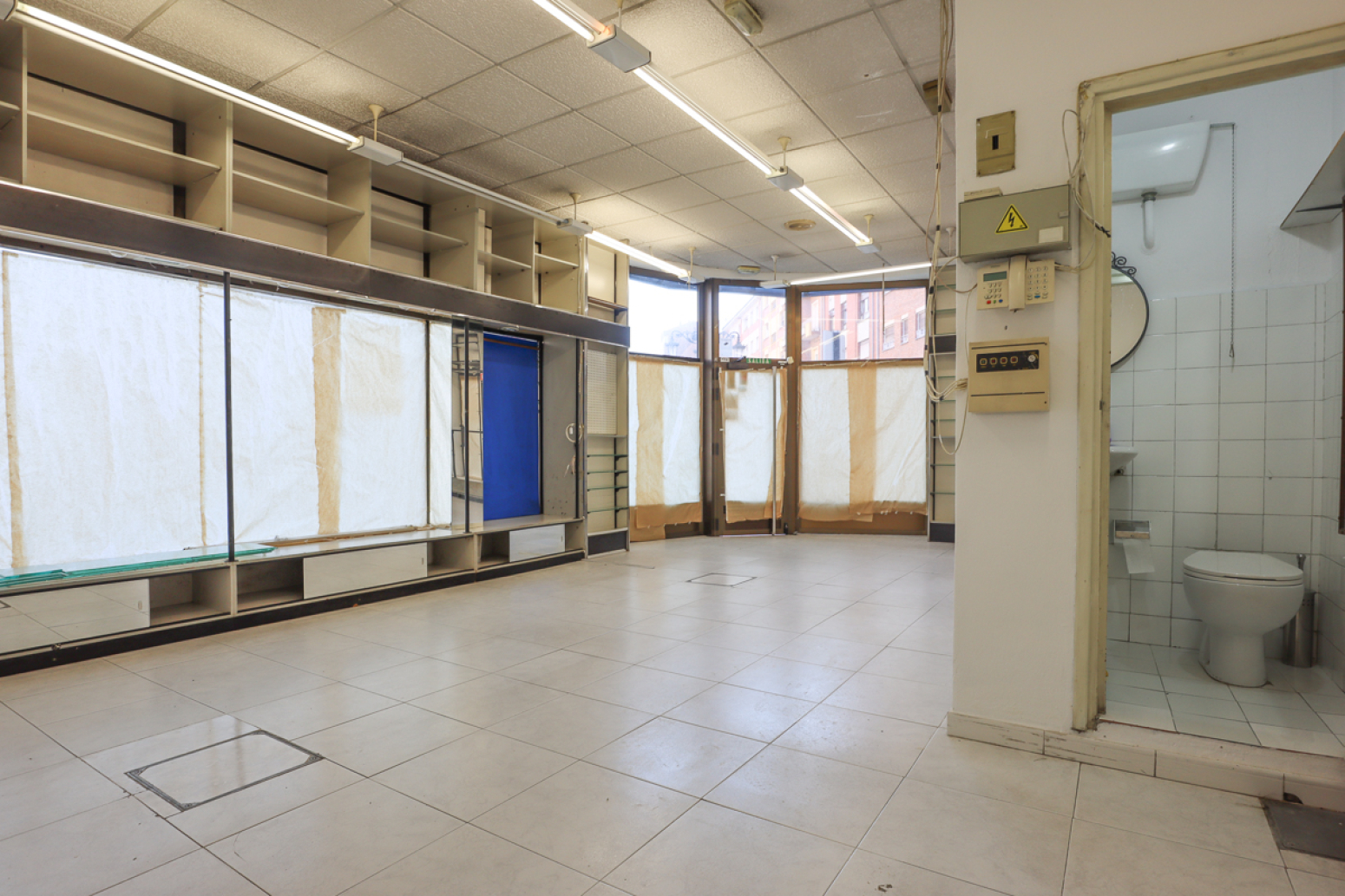 Locales-Venta-Oviedo-1702169-Foto-12