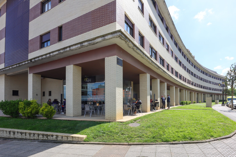 Locales-Venta-Oviedo-2249763-Foto-1
