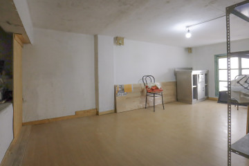 Locales-Venta-Oviedo-2331653-Foto-22-Carrousel