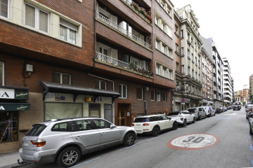 Locales-Venta-Oviedo-2331653-Foto-34-Carrousel