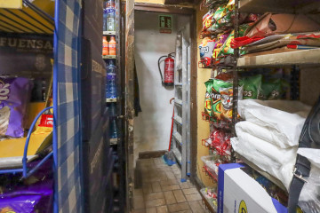 Locales-Venta-Oviedo-2334959-Foto-11-Carrousel
