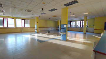 Locales-Venta-Santander-2292011-Foto-0-Carrousel