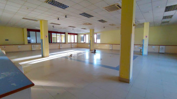 Locales-Venta-Santander-2292011-Foto-2-Carrousel