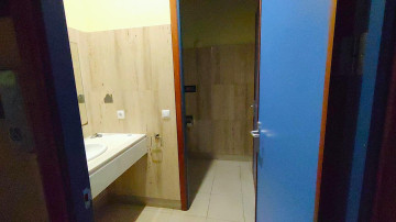 Locales-Venta-Santander-2292011-Foto-6-Carrousel