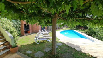 Casas o chalets-Venta-Sant Joan les Fonts-1400670-Foto-3-Carrousel