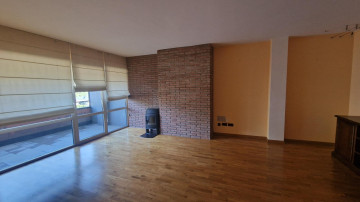 Pisos-Venta-Ordino-1422943-Foto-1-Carrousel