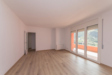 Pisos-Venta-Sant JuliÃ  de LÃ²ria-1461483-Foto-1-Carrousel