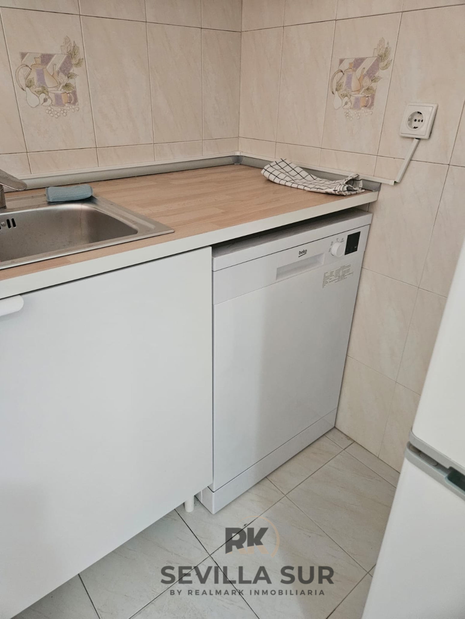 pisos en sevilla · cl-doctor-ant-herrera-carmon-7 €