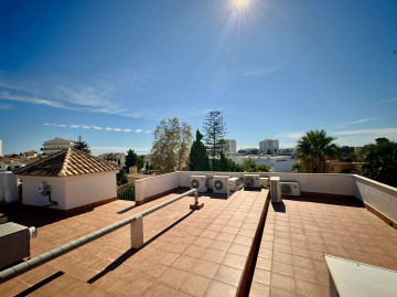 Negocios-Venta-BenalmÃ¡dena-1431400-Foto-29-Carrousel