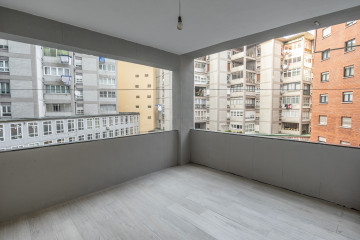 Pisos-Venta-Oviedo-1705668-Foto-40-Carrousel