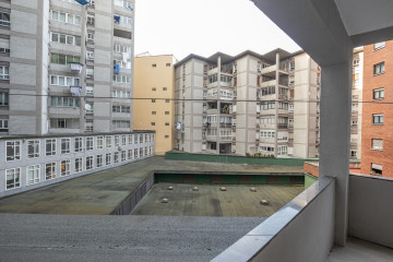 Pisos-Venta-Oviedo-1705668-Foto-22-Carrousel
