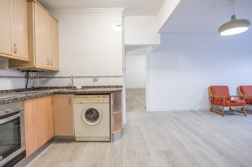 Pisos-Venta-Oviedo-1705668-Foto-26-Carrousel