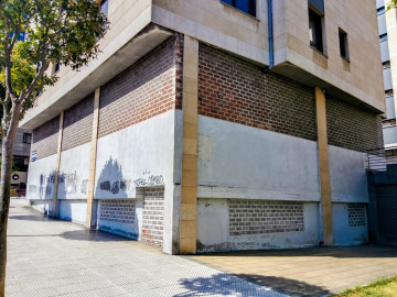 Locales-Venta-Oviedo-2285414-Foto-1-Carrousel