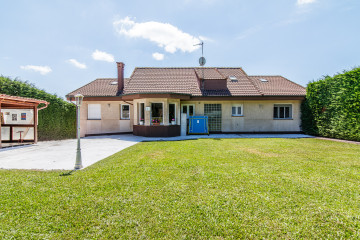 Casas o chalets-Venta-Llanera-2335795-Foto-32-Carrousel